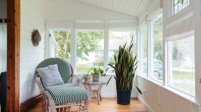 Sunroom Design Ideas To Help You Get Your Daily Dose Of Vitamin C