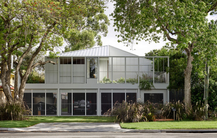 A Flood-Proof Transformation Of A 1960s Brisbane Home