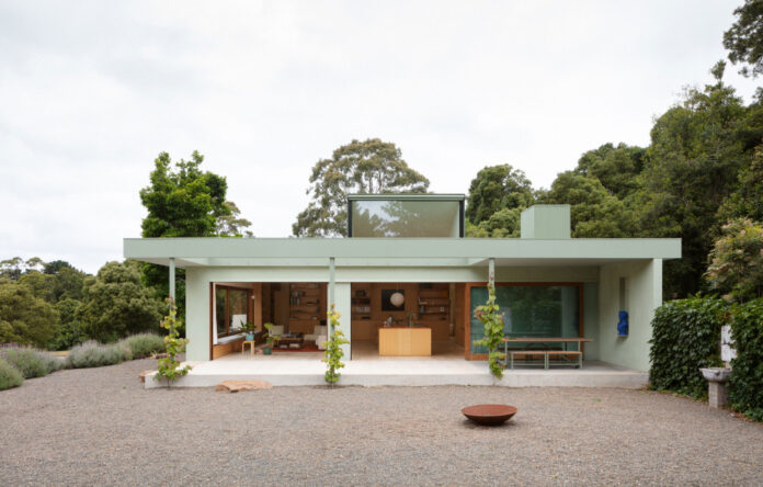 An Unconventional Country Home In The Southern Highlands