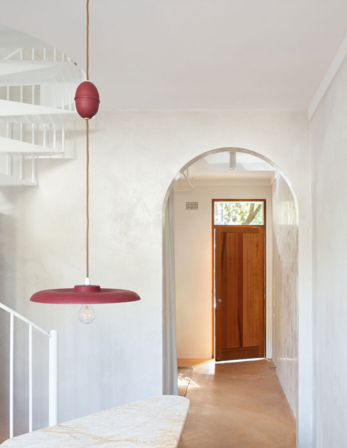 A 3-Metre-Wide Micro-Terrace Inspired By Its Redfern Surrounds