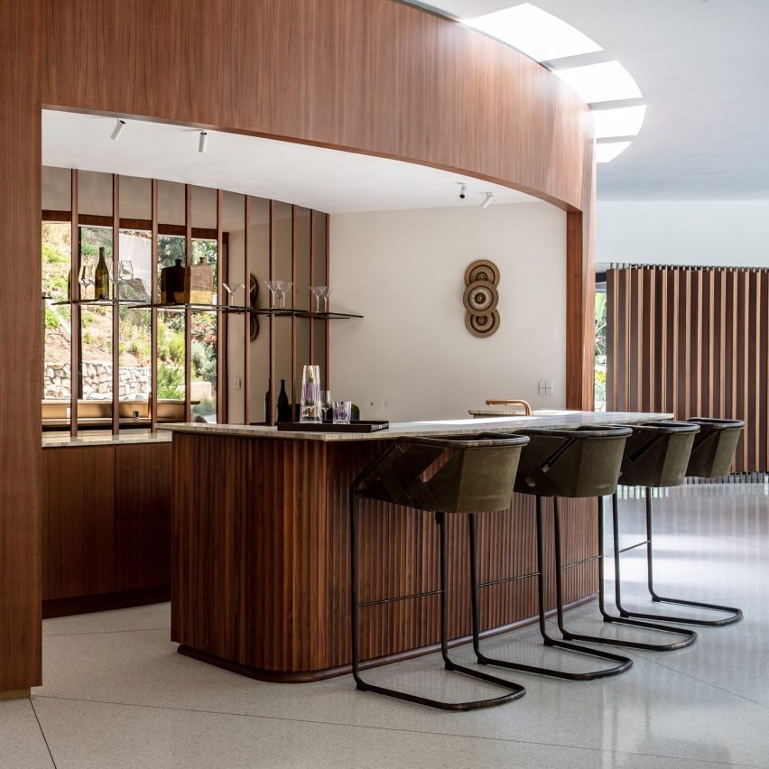 Curved kitchen of the Cove Way House