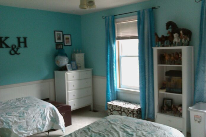 Benjamin Moore Jamaican Aqua