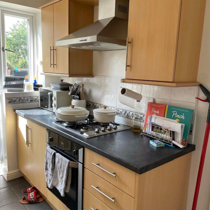 kitchen before a budget makeover