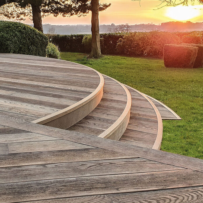 Terrace and steps made from Millboard Enhanced Grain Antique Oak