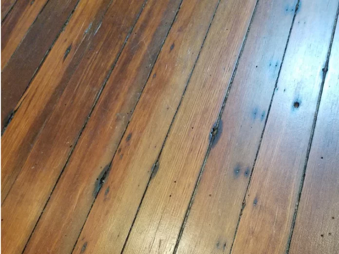 Dealing with gunk in the gaps in old hardwood floors - The Washington Post