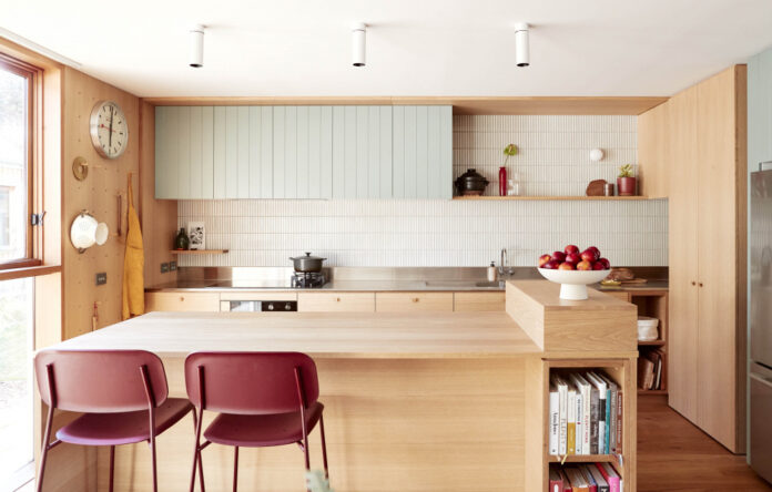 A Relaxed Torquay Beach House Decked Out In Timber