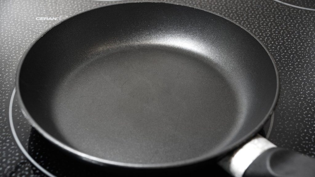 How to Use A Non-Stick Pan For the First Time