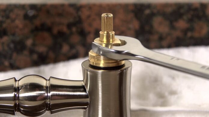 Causes of Low Water Pressure in the Kitchen Sink Faucet