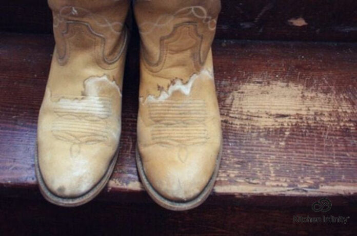 How To Remove Salt Stains From Boots