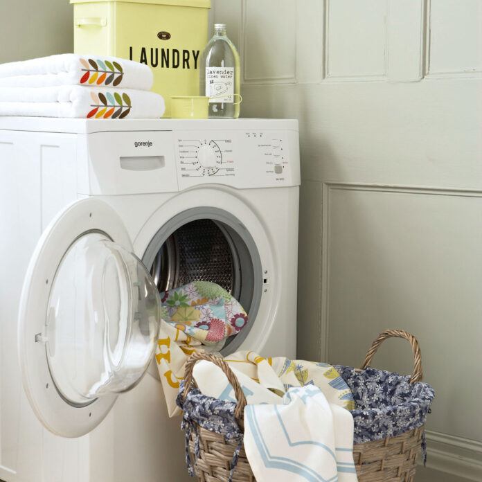 Anthea Turner reveals a laundry hack that brightens up dingey whites