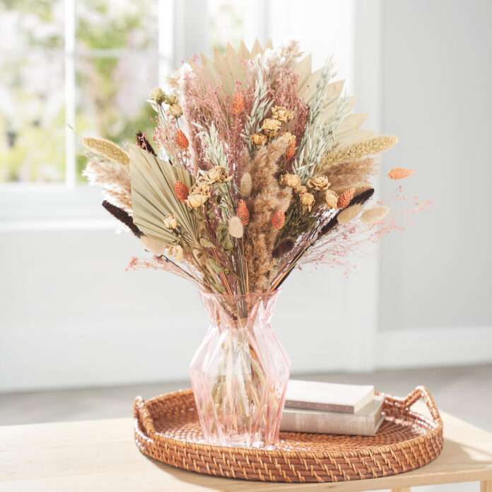 These Aldi dried flowers are a steal at less than £30 - and you'll want to act fast