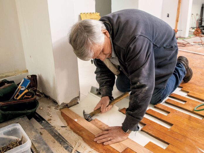 Tom Silva Patches Wood Floor at West Roxbury, Season 43