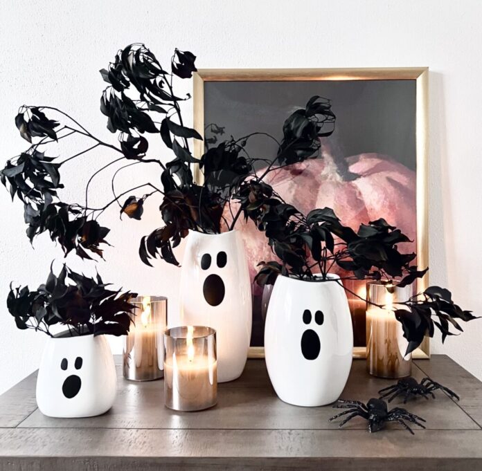 Easy DIY: Ghost Vases