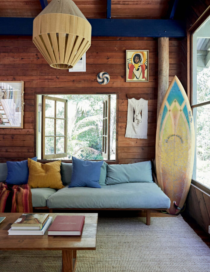 A Charming Creekside Cabin, Immersed In Nature