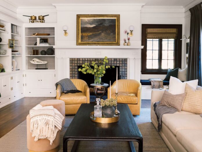 1915 craftsman living room