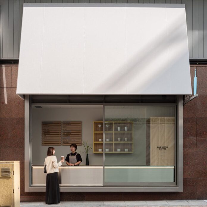 Exterior of Blue Bottle Coffee in Kobe Hankyu