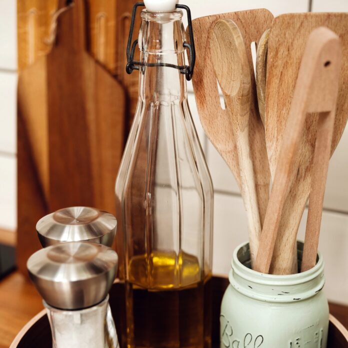 Cleaning experts warn against this trending wooden spoon cleaning hack