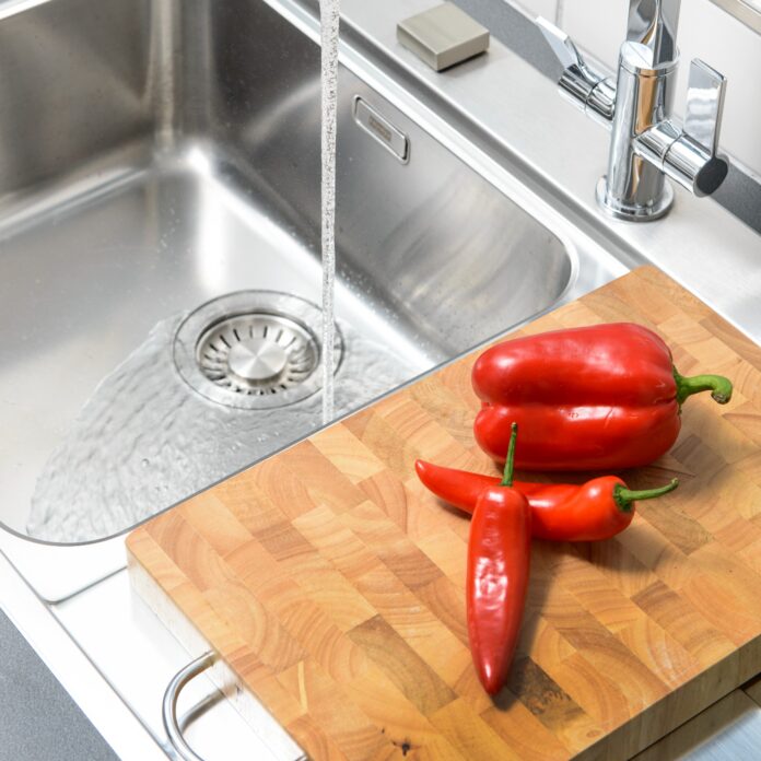 I tried cleaning a wooden chopping board with salt – and I was shocked by the results