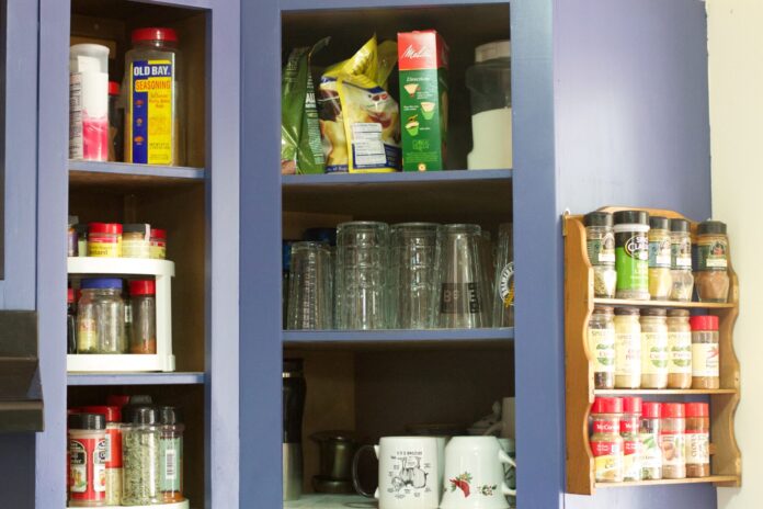 The Pros and Cons of a Kitchen Pantry