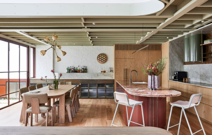 A Wonderfully Warm Renovation Of A Converted Sydney Warehouse