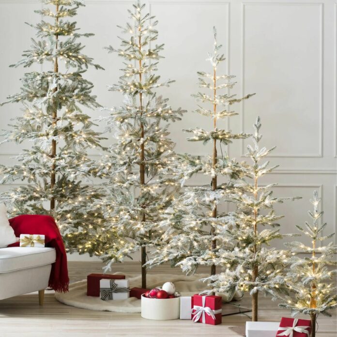 'Perfect for smaller homes' - The scandi Christmas tree trend that is going to be huge this year