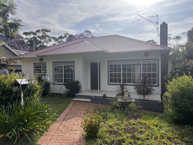 From run down 1950’s home to modern Australian cottage