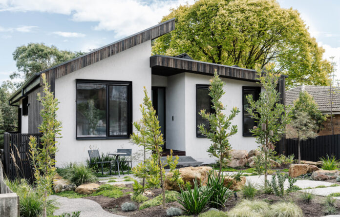 A Family’s Sustainable Sanctuary, Built From Biodegradable Material