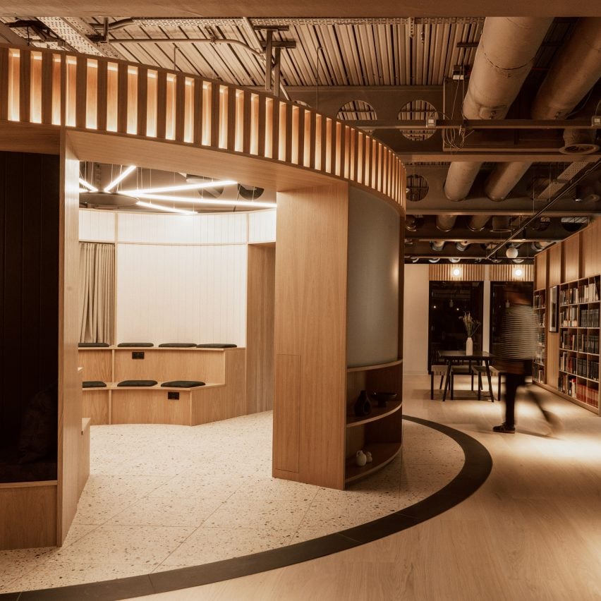 Dentons law firm by By Kin