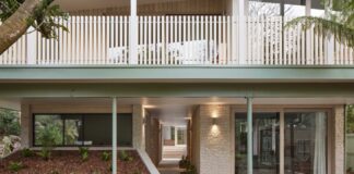 This Beach Shack Turned Serene Home Offers Complete Indoor-Outdoor Living