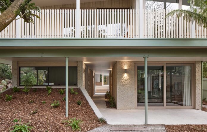 This Beach Shack Turned Serene Home Offers Complete Indoor-Outdoor Living