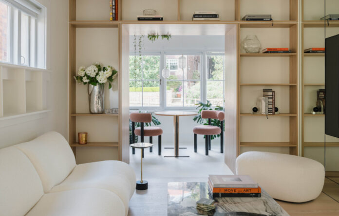A Downsizing Couple’s Cleverly Renovated 1950s Apartment