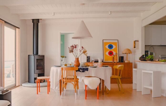 This 1960s Coastal Getaway Brings The French Riviera To Phillip Island