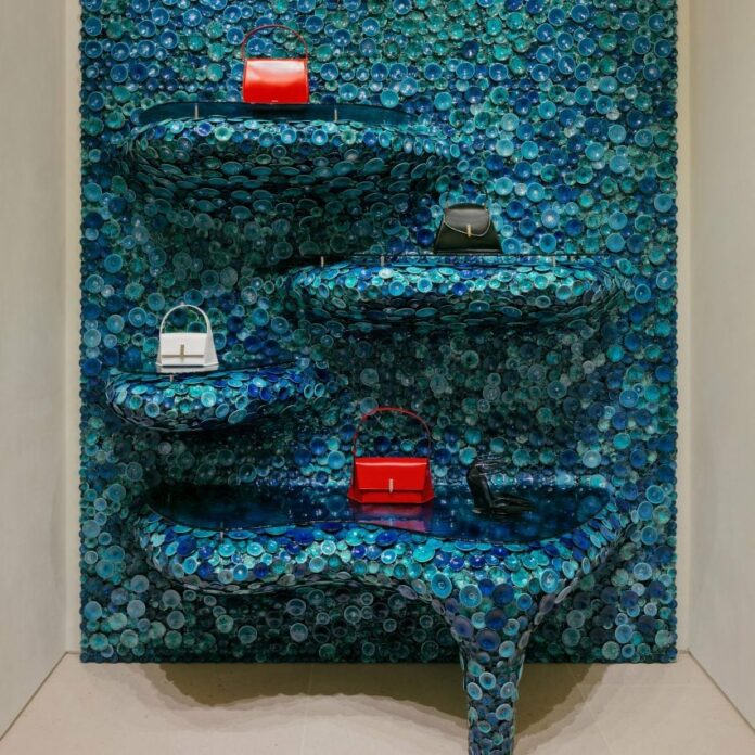 Alcove decorated with ceramics by Andrea Mancuso for Ferragamo store in Milan by Vincent Van Duysen