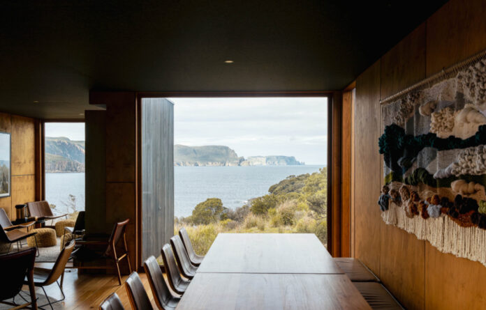 A Transportable Off-Grid Dwelling On A Breathtaking Tasman Peninsula Site